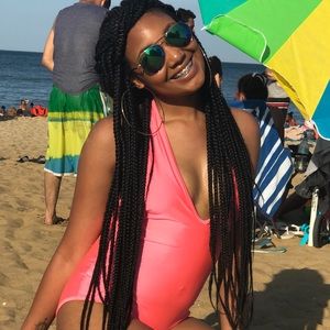 Meet your Posher, Deja